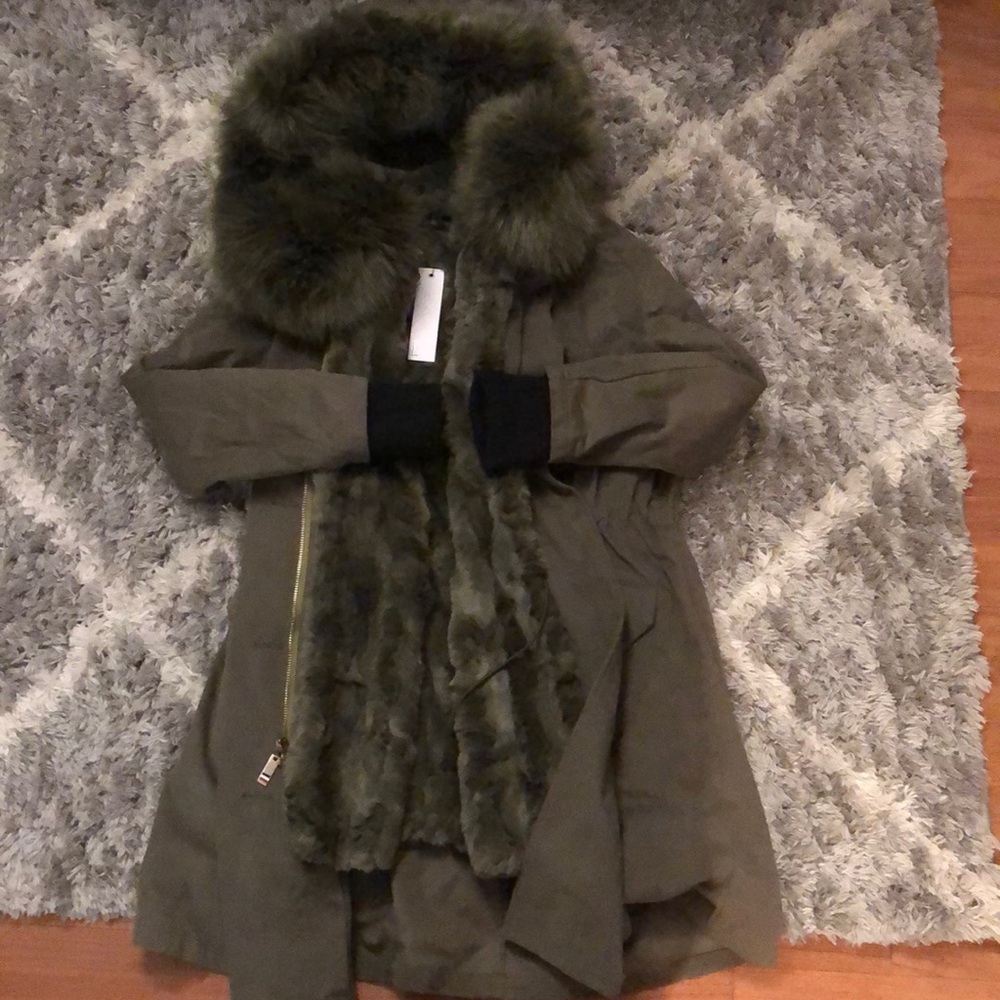 Army green faux fur jacket lined with fur i